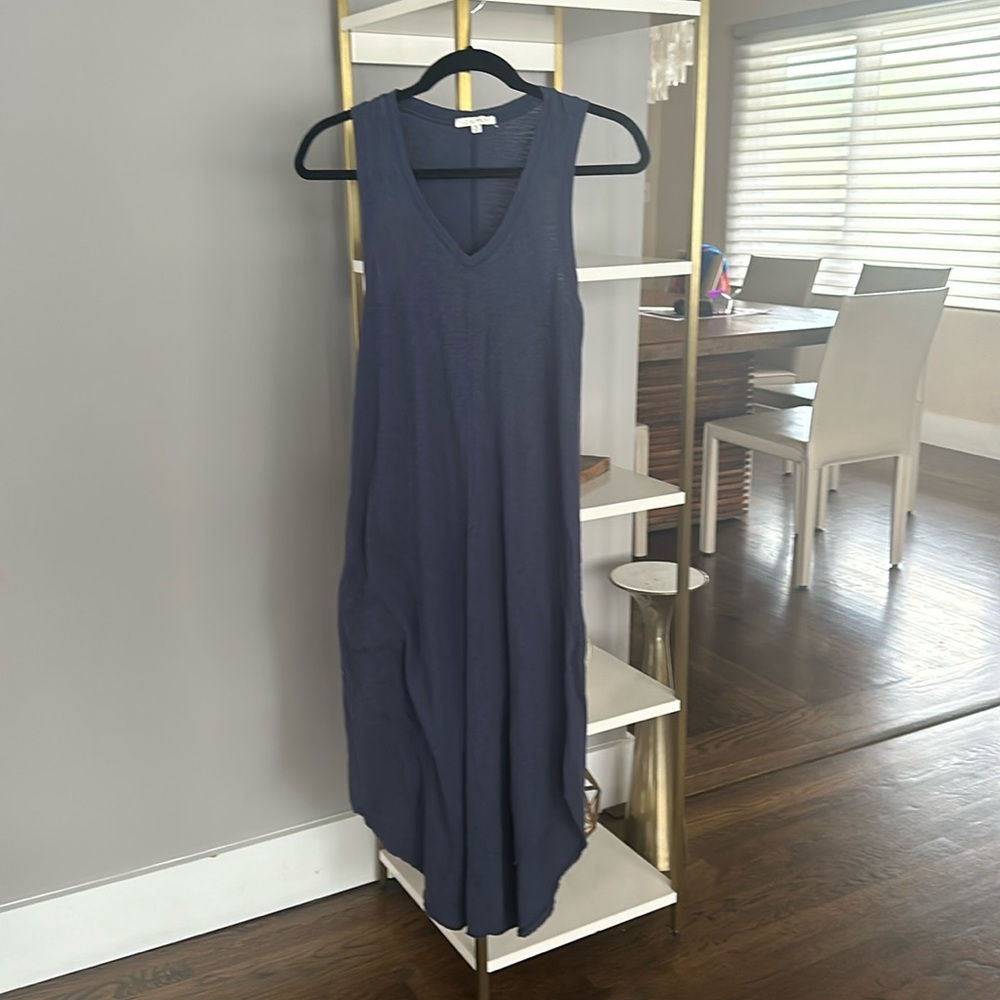 Z Supply, amazing versatile dress, navy, side slits